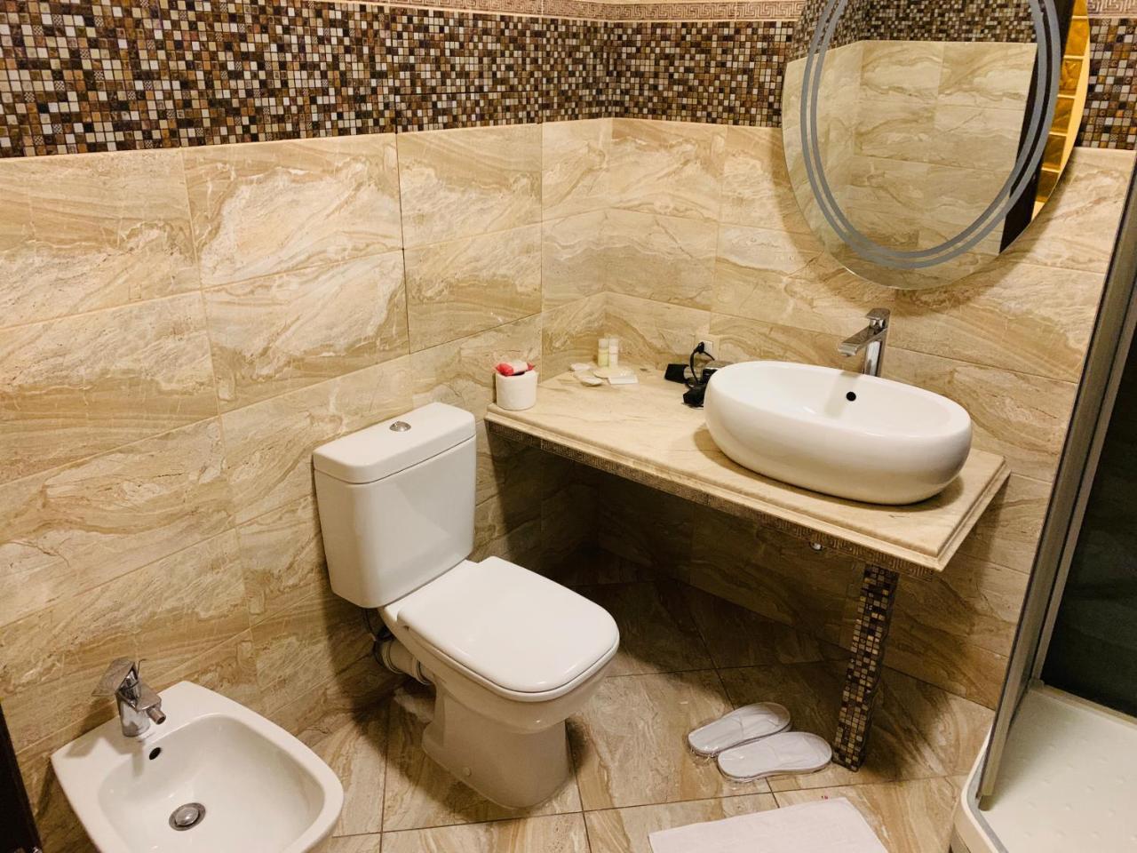 Arkadia Palace 2bd Apartment Odesa