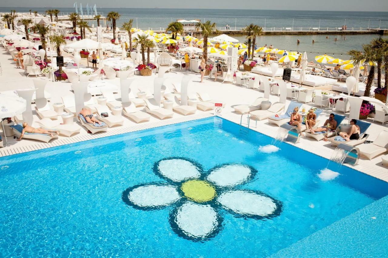 Arkadia Palace 2bd Apartment Odesa